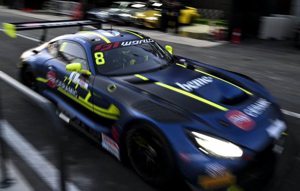 HACY, ONr, 新华社记者