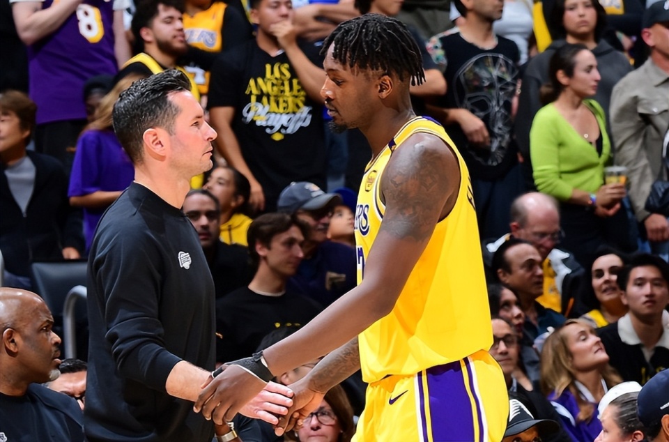 Jf, 芬尼, 开局阶段的 Jf, 芬尼, 开局阶段的